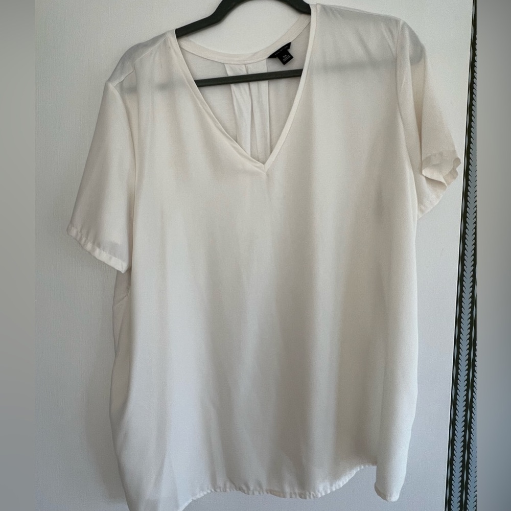 Ann Taylor White Vneck